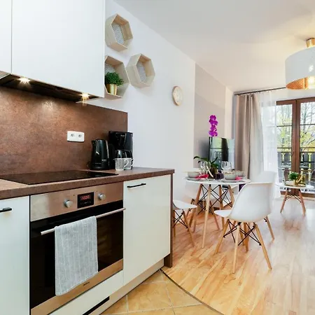 Wonder - Z Balkonami Blisko Centrum Karpacza Apartamento *